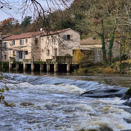 Le De Jousseaume Mortagne-sur-Sèvre