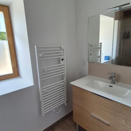Le De Jousseaume Holiday home