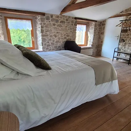 Le De Jousseaume Holiday home